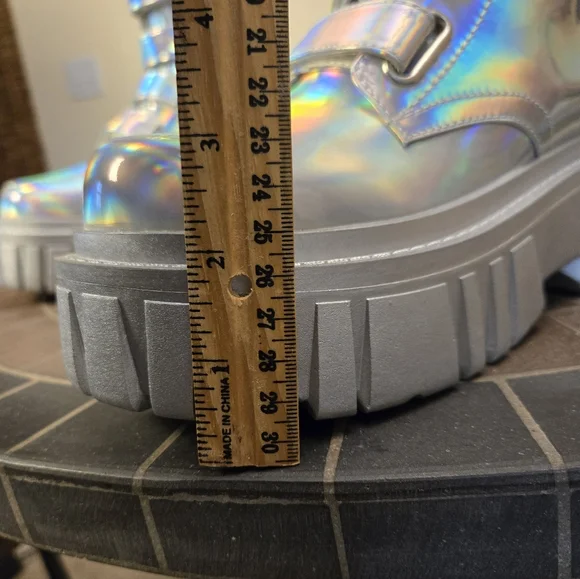 NIB Club Exx Dolls Kill Holographic Ice Breaker Platform Boots - Picture 12 of 12